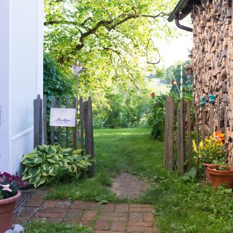 Aussenansicht Eingang Praxis